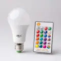 ŻARÓWKA LED RGBW z pilotem 3000K+RGB EC79455 E27 8W 520LM ECO LIGHT